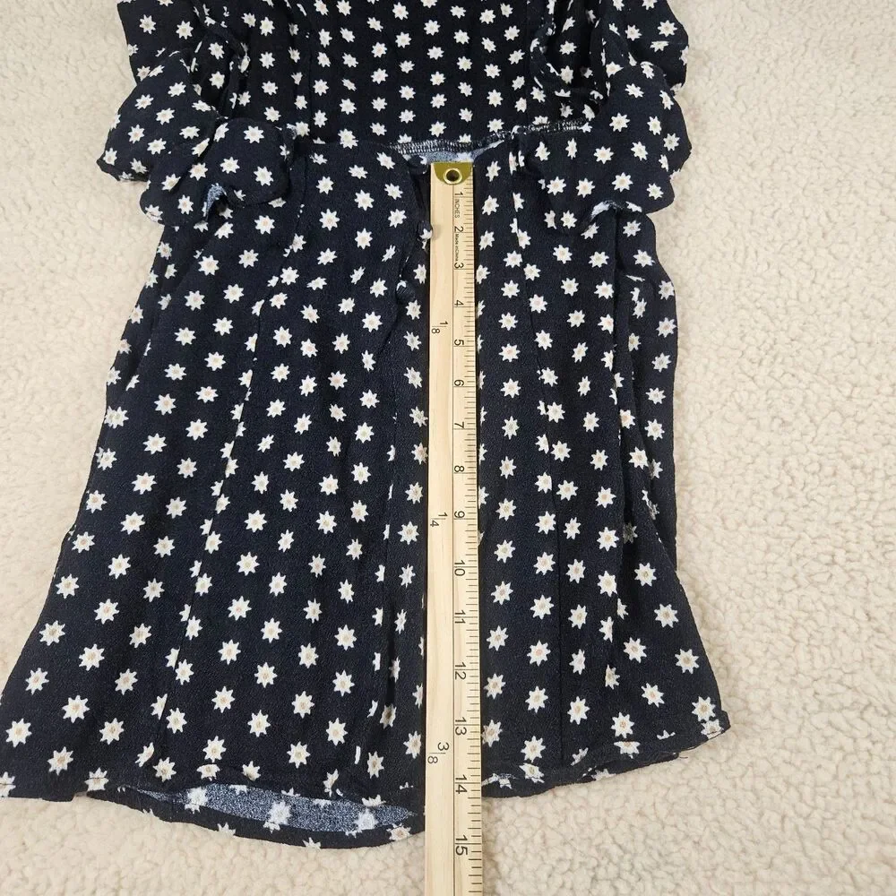 Free People XS Black Daisy Print Cold Shoulder Top Ruffle Trim Boho Rayon‎ Cami